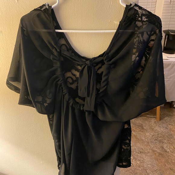 Blouse - Picture 2 of 2